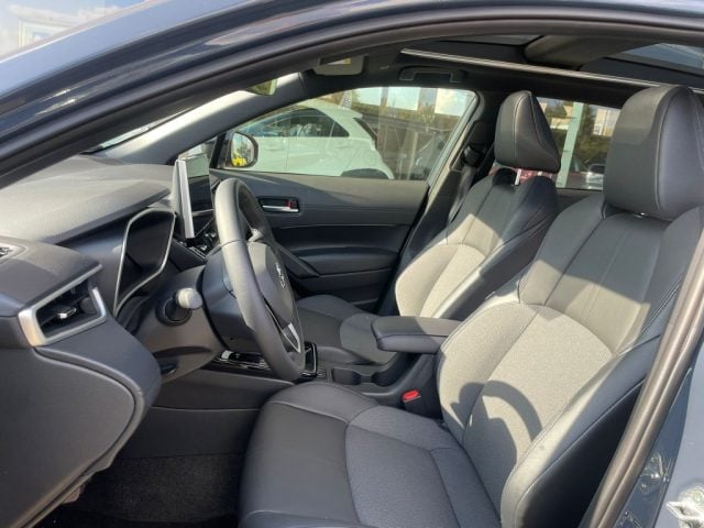 Toyota Corolla Cross 1.8 Hybrid 140 CV E-CVT MY26, in vendita a Scandiano (RE)