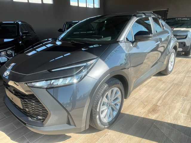 Toyota C-HR 2.0 PHEV Active nuovo a SCANDIANO