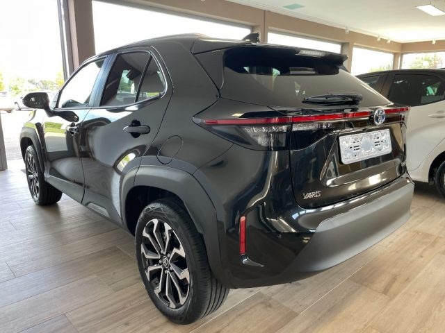 Toyota Yaris Cross 1.5 Hybrid 130cv 5p. E-CVT Trend - foto 4 di 4