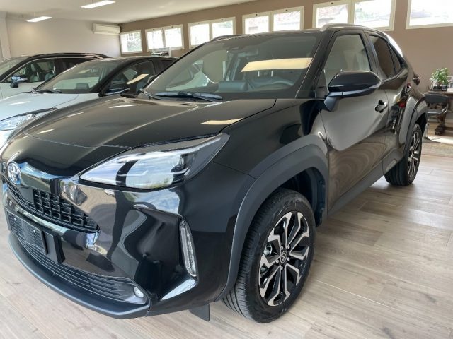Toyota Yaris Cross 1.5 Hybrid 130cv 5p. E-CVT Trend - foto 3 di 4