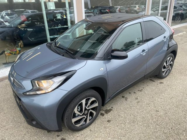 Toyota Aygo X 1.0 VVT-i 72 CV 5 porte Trend - foto 2 di 4