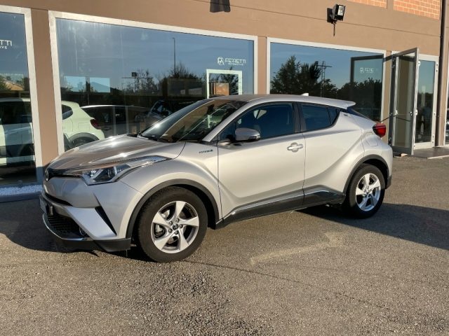 Toyota C-HR 1.8 Hybrid E-CVT Active - foto 4 di 4