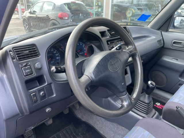 Toyota RAV 4 2.0i 16V cat 5 porte usato a SCANDIANO