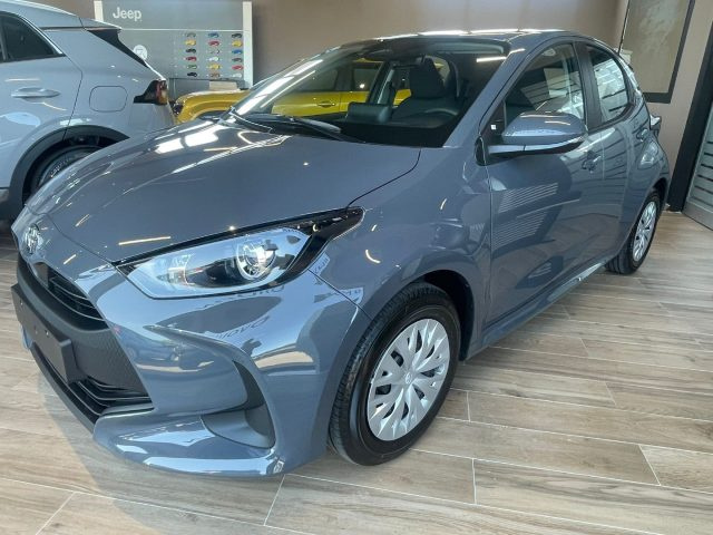 Toyota Yaris 1.5 Hybrid 5 porte MY26 nuovo a SCANDIANO
