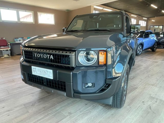 Toyota Land Cruiser 2.8 D4D A/T AWD ICON - foto 3 di 4