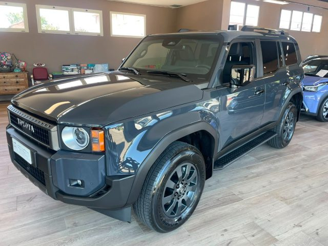 Toyota Land Cruiser 2.8 D4D A/T AWD ICON nuovo a SCANDIANO