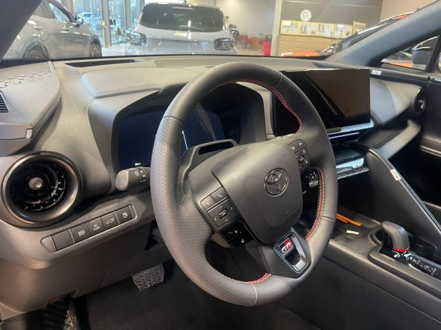 Toyota C-HR 2.0 PHEV GR Sport nuovo a SCANDIANO