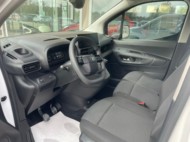 Toyota Proace City 1.2 110 CV S&S PC 4p. Active nuovo a SCANDIANO