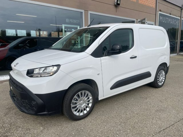 Toyota Proace City 1.2 110 CV S&S PC 4p. Active - foto 3 di 4