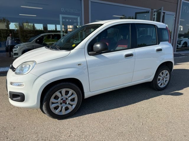 Fiat Panda 0.9 TwinAir Turbo Natural Power Easy - foto 2 di 4