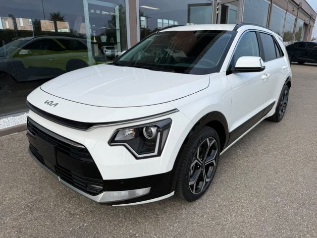 Kia Niro Tri-Fuel 1.6 GDi DCT HEV GPL Style - foto 3 di 4