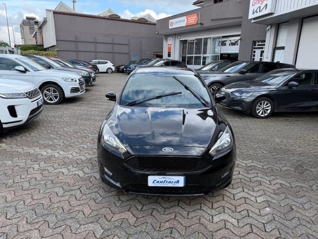 Ford Focus 1.0 EcoBoost 125 CV Start&Stop ST Line - foto 2 di 13