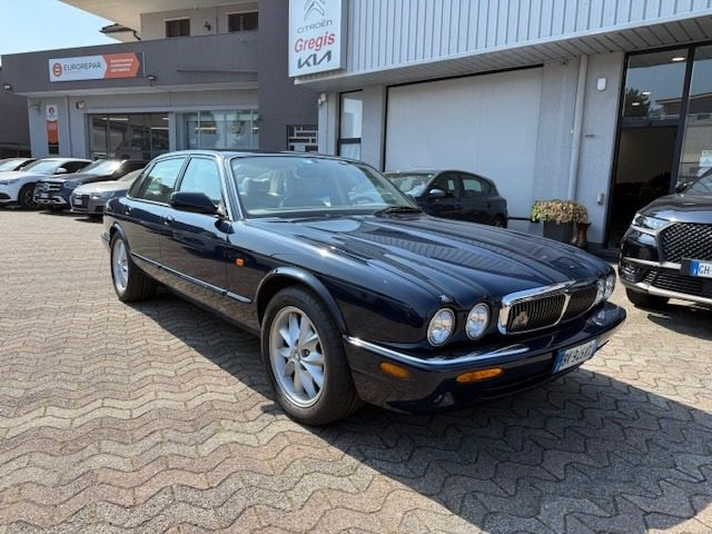 Jaguar XJ 4.0 cat Executive - foto 3 di 4