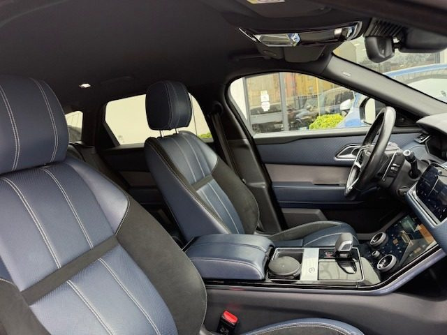 Land Rover Range Rover Velar 3.0D l6 300 CV R-Dynamic S, del 2021, 109.000 km, in vendita a Milano (MI)