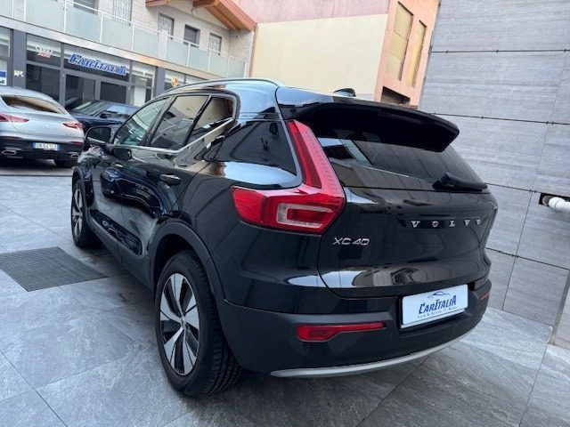 Volvo XC40 T5 Recharge Plug-in Hybrid Inscription Expression usato a MILANO