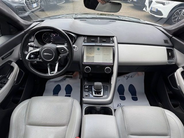 Jaguar E-Pace 2.0D I4 163 CV AWD Auto R-Dynamic SE - foto 4 di 4