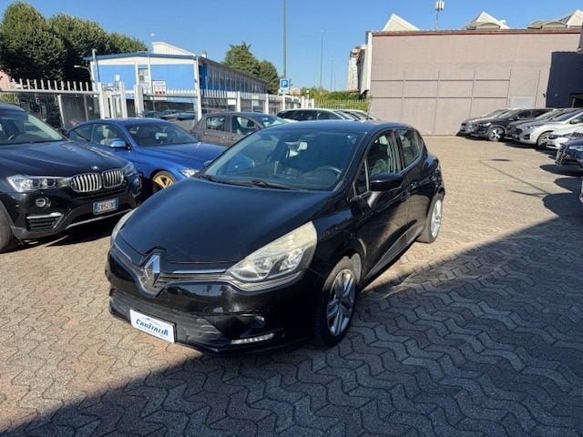 Renault Clio dCi 8V 75CV Start&Stop 5 porte Energy Life, del 2017, 83.000 km, in vendita a Milano (MI)