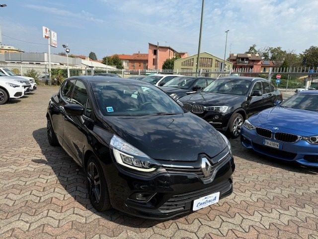 Renault Clio dCi 8V 90 CV 5 porte Moschino Intens - foto 4 di 4