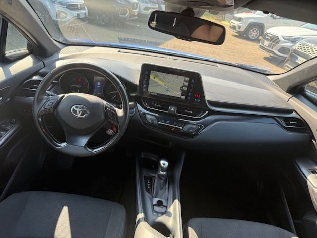 Toyota C-HR 1.8 Hybrid E-CVT Business - foto 4 di 4