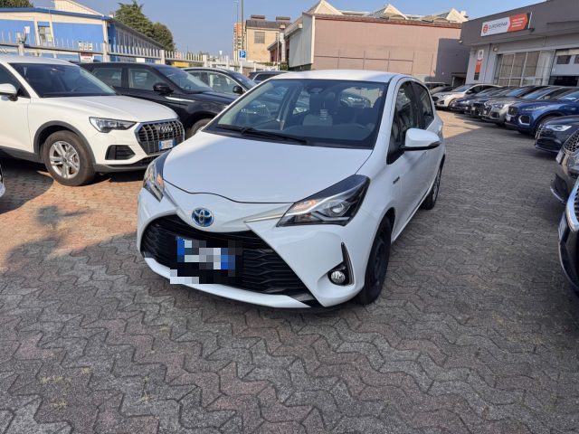 Toyota Yaris 1.5 Hybrid 5 porte Business usato a MILANO