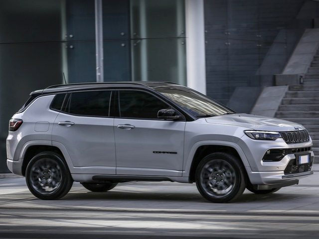 Jeep Compass 1.3 Turbo T4 190 CV PHEV AT6 4xe Business Plus usato a MILANO