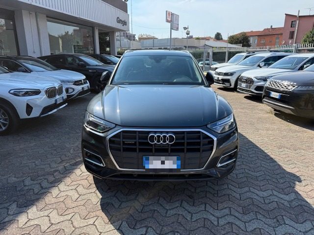 Audi Q5 40 TDI quattro S tronic - foto 2 di 4