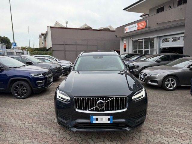 Volvo XC90 B5 (d) AWD automatico 7 posti Momentum Pro - foto 2 di 4