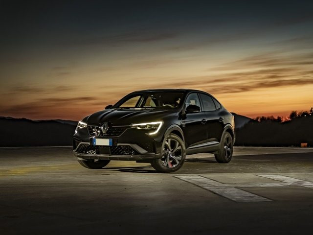 Renault Arkana Arkana Hybrid E-Tech 145 CV Intens usato a MILANO