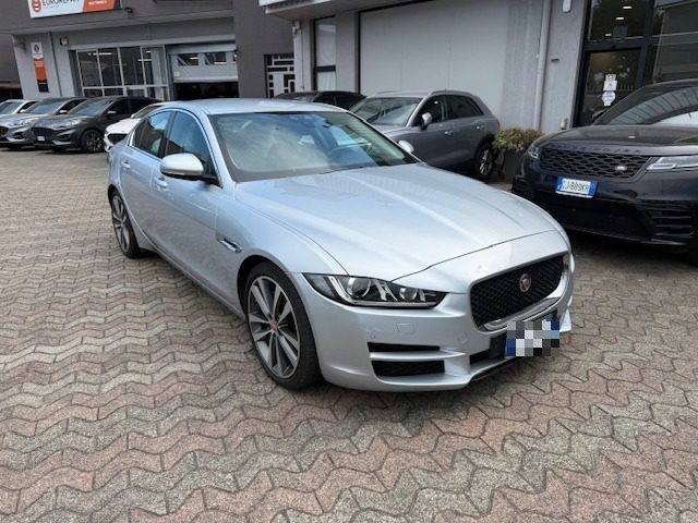 Jaguar XF 2.0 D 180 CV aut. Portfolio - foto 3 di 4