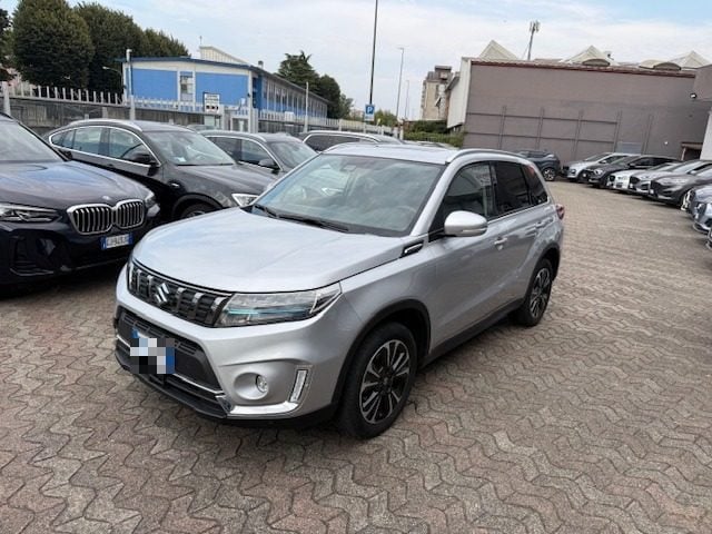 Suzuki Vitara 1.5 Hybrid A/T Starview usato a MILANO