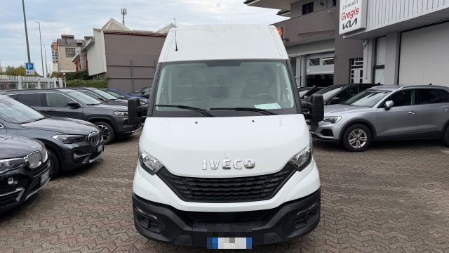 Iveco Daily 35S12 2.3 3520 HPT PL Cabinato - foto 3 di 4