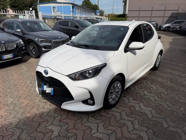 Toyota Yaris 1.5 Hybrid 5 porte Active usato a MILANO