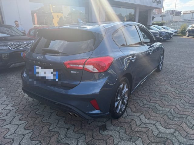 Ford Focus 1.0 EcoBoost Hybrid 155 CV 5p. ST-Line X - foto 4 di 4