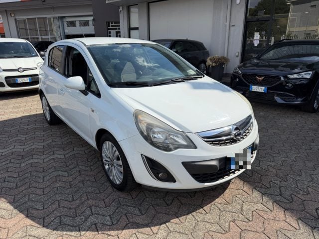 Opel Corsa 1.2 5 porte Sport - foto 3 di 4