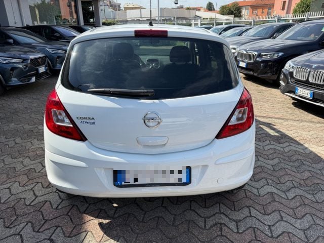 Opel Corsa 1.2 5 porte Sport - foto 4 di 4