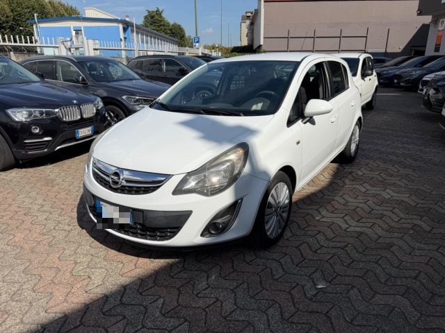 Opel Corsa 1.2 5 porte Sport usato a MILANO