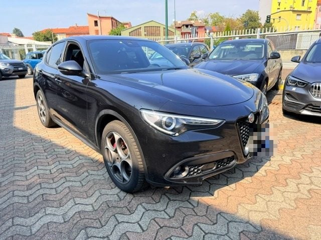 Alfa Romeo Stelvio 2.2 Turbodiesel 190 CV AT8 Q4 Sprint - foto 3 di 4