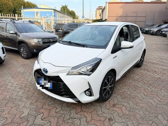 Toyota Yaris 1.5 Hybrid 5 porte Active, del 2018, 88.000 km, in vendita a Milano (MI)