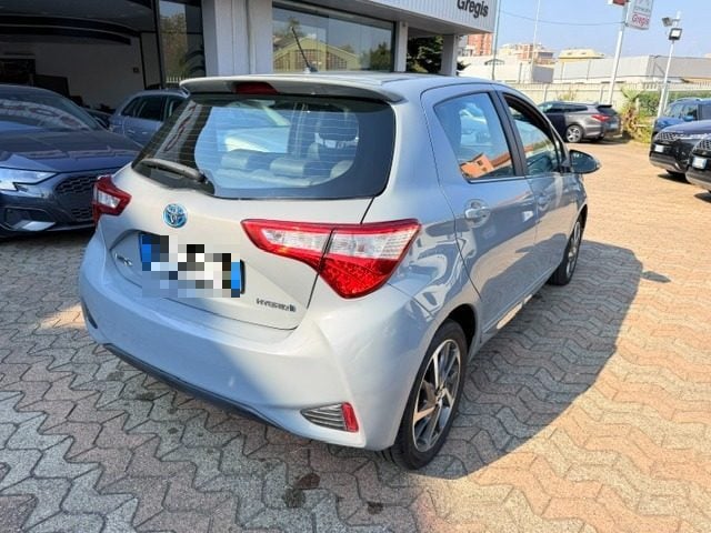 Toyota Yaris 1.5 Hybrid 5 porte Style TETTO PANORAMICO - foto 4 di 4