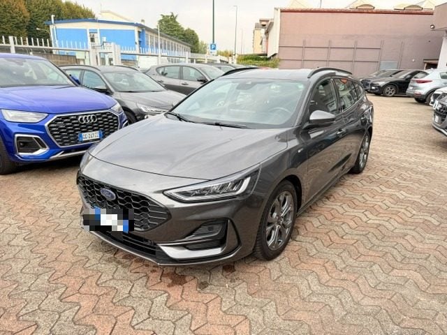Ford Focus 1.0 EcoBoost Hybrid 125 CV Powershift SW ST-Line - foto 2 di 4