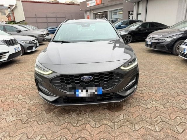 Ford Focus 1.0 EcoBoost Hybrid 125 CV Powershift SW ST-Line - foto 3 di 4