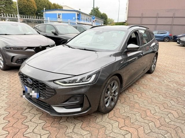 Ford Focus 1.0 EcoBoost Hybrid 125 CV Powershift SW ST-Line - foto 2 di 4