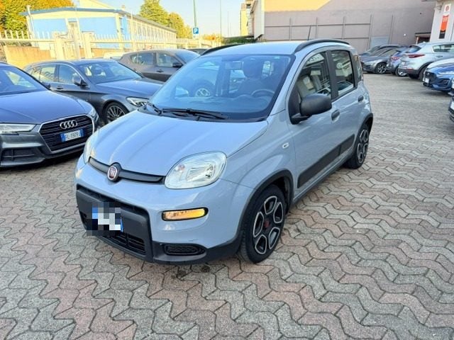 Fiat Panda 1.0 FireFly S&S Hybrid City Life, del 2022, 90.000 km, in vendita a Milano (MI)