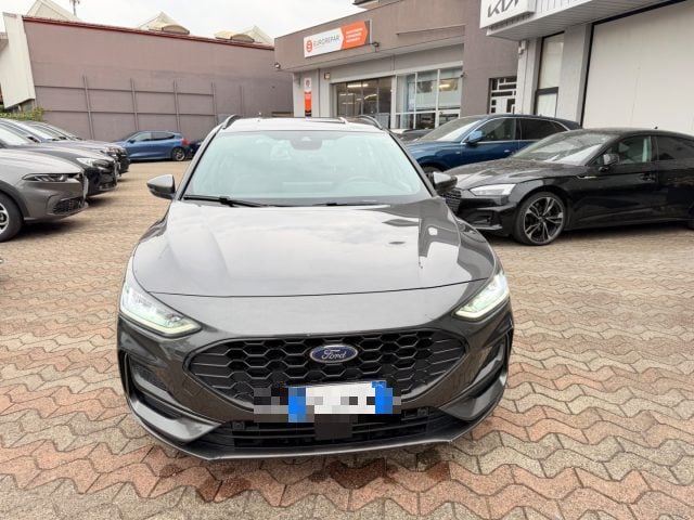 Ford Focus 1.0 EcoBoost Hybrid 125 CV Powershift SW ST-Line - foto 2 di 4