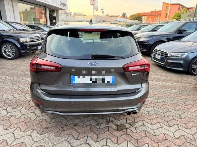 Ford Focus 1.0 EcoBoost Hybrid 125 CV Powershift SW ST-Line - foto 4 di 4