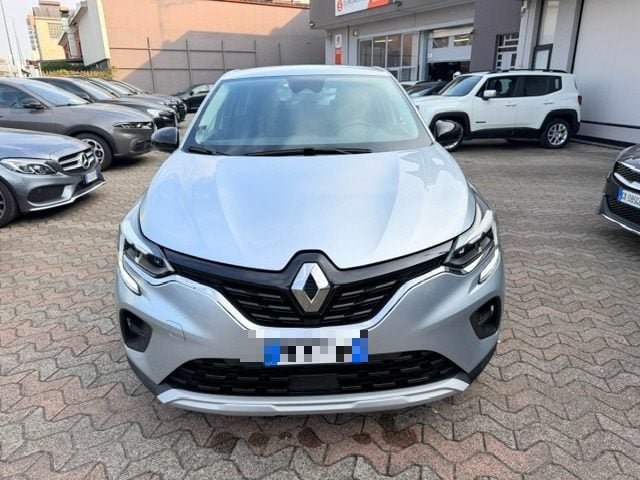 Renault Captur Full Hybrid E-Tech 145 CV Equilibre - foto 2 di 4