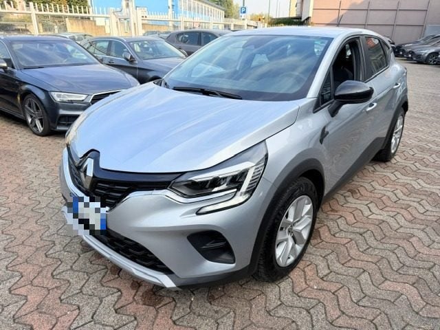 Renault Captur Full Hybrid E-Tech 145 CV Equilibre, del 2023, 104.000 km, in vendita a Milano (MI)