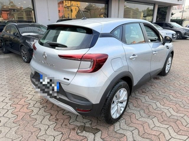 Renault Captur Full Hybrid E-Tech 145 CV Equilibre - foto 4 di 4