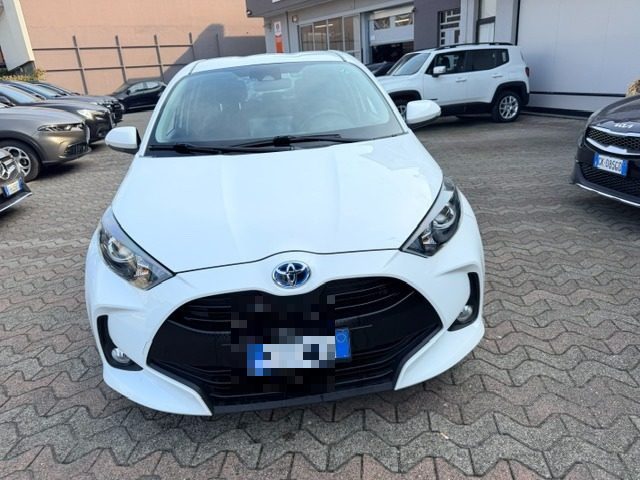 Toyota Yaris 1.5 Hybrid 5 porte Business - foto 2 di 4