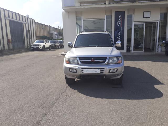 Mitsubishi Pajero 3.5i GDI V6 24V cat 5p. GLS - foto 2 di 4